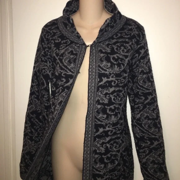 Cardigan - Picture 2 of 3